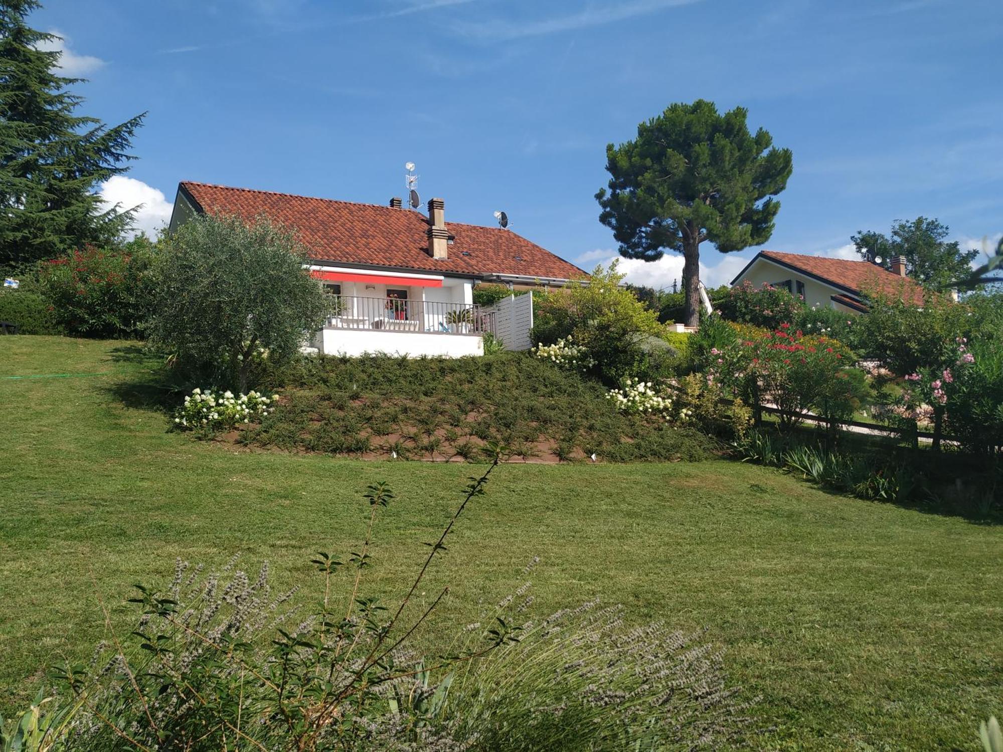 Villa Casa Fellini San Zeno di Montagna Exterior foto